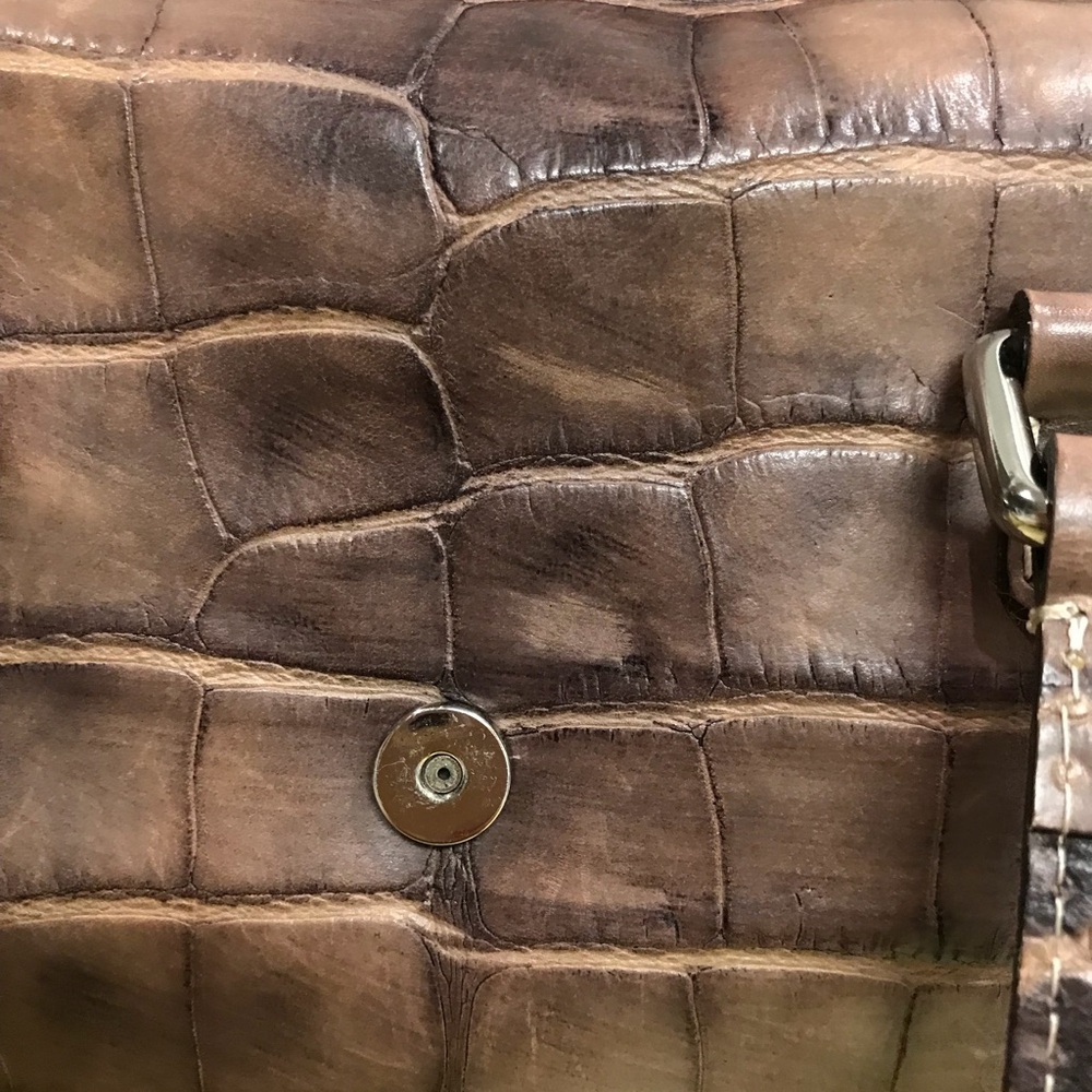 Dooney & Bourke Brown Croc Embossed Bag - Picture 10 of 14